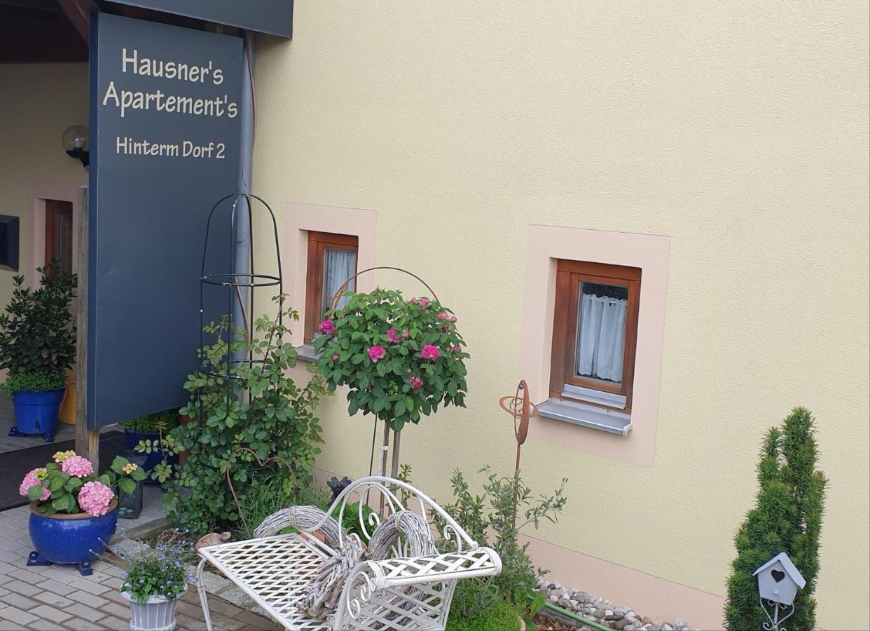 Hausner'S Hotel- Studio Apartments Altenstadt an der Waldnaab Exterior photo